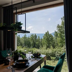 https://apart-invest-b7-widok.szklarskaporebahotels.net