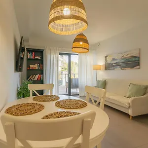 https://rentplanet-apartament-franciszkanska.szklarskaporebahotels.net